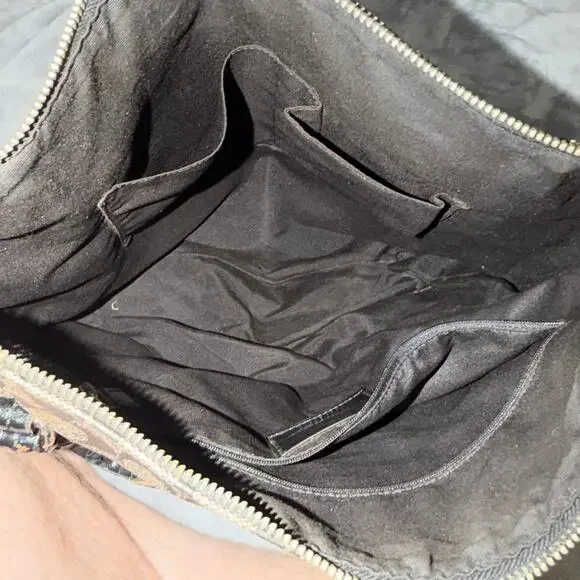 Coach tote bag missing strap and worn handles - Picture 4 of 5